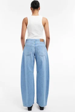 Jeans barrel fit