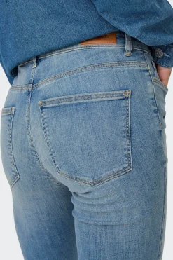 Jeans Flared Tiro Medio