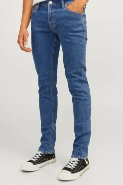 Jeans slim fit cl&aacute;sico