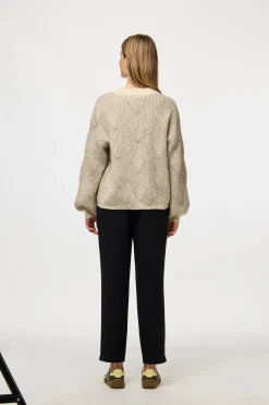 Jersey contraste pu&ntilde;os cuello