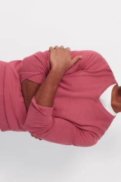 Jersey punto algod&oacute;n cuello pico b&aacute;sico