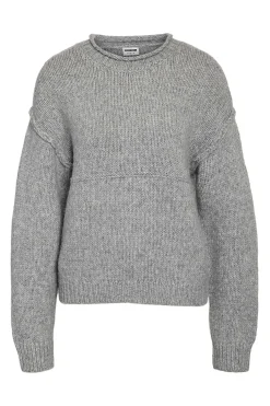 Jersey punto detalles costuras