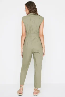 Mono sin mangas cuello camisa