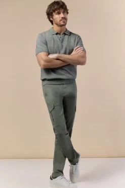 Pantalón cargo slim