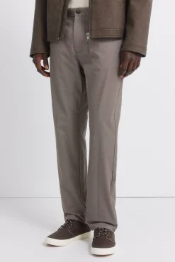 Pantal&oacute;n chino comfort fit