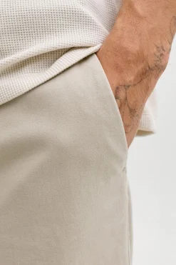 Pantal&oacute;n chino regular fit