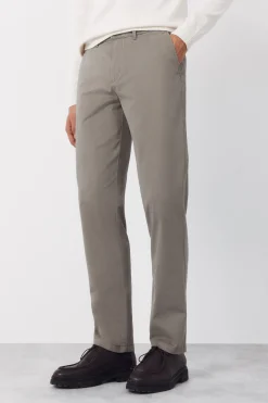 Pantal&oacute;n chino regular fit