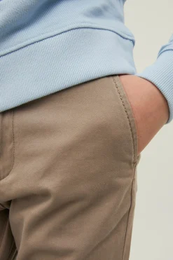 Pantal&oacute;n chino slim