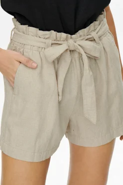 Pantal&oacute;n corto de lino