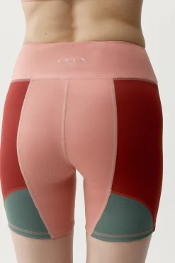 Pantal&oacute;n corto deportivo Darana coral rojo/verde