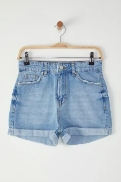 Pantal&oacute;n corto vaquero