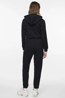 Pantal&oacute;n deportivo