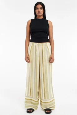 Pantal&oacute;n estampado de cord&oacute;n