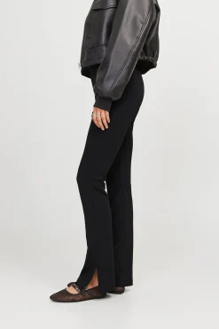 Pantal&oacute;n flare tiro alto