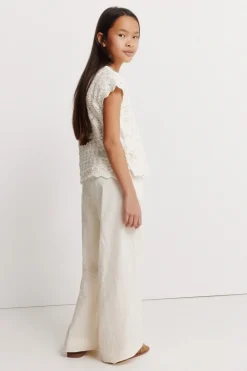 Pantal&oacute;n fluido con bordados ni&ntilde;a