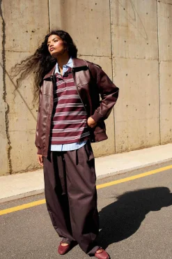 Pantal&oacute;n holgado