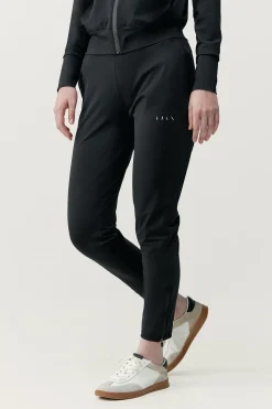 Pantal&oacute;n jogger deportivo Airla negro