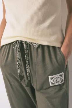 Pantal&oacute;n largo algod&oacute;n verde