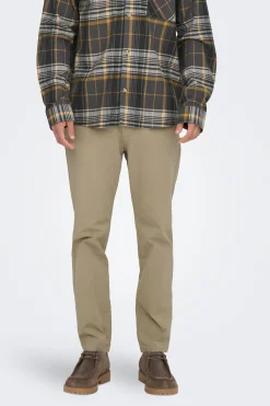 Pantal&oacute;n largo regular fit