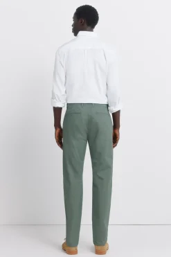 Pantal&oacute;n microestampado slim fit