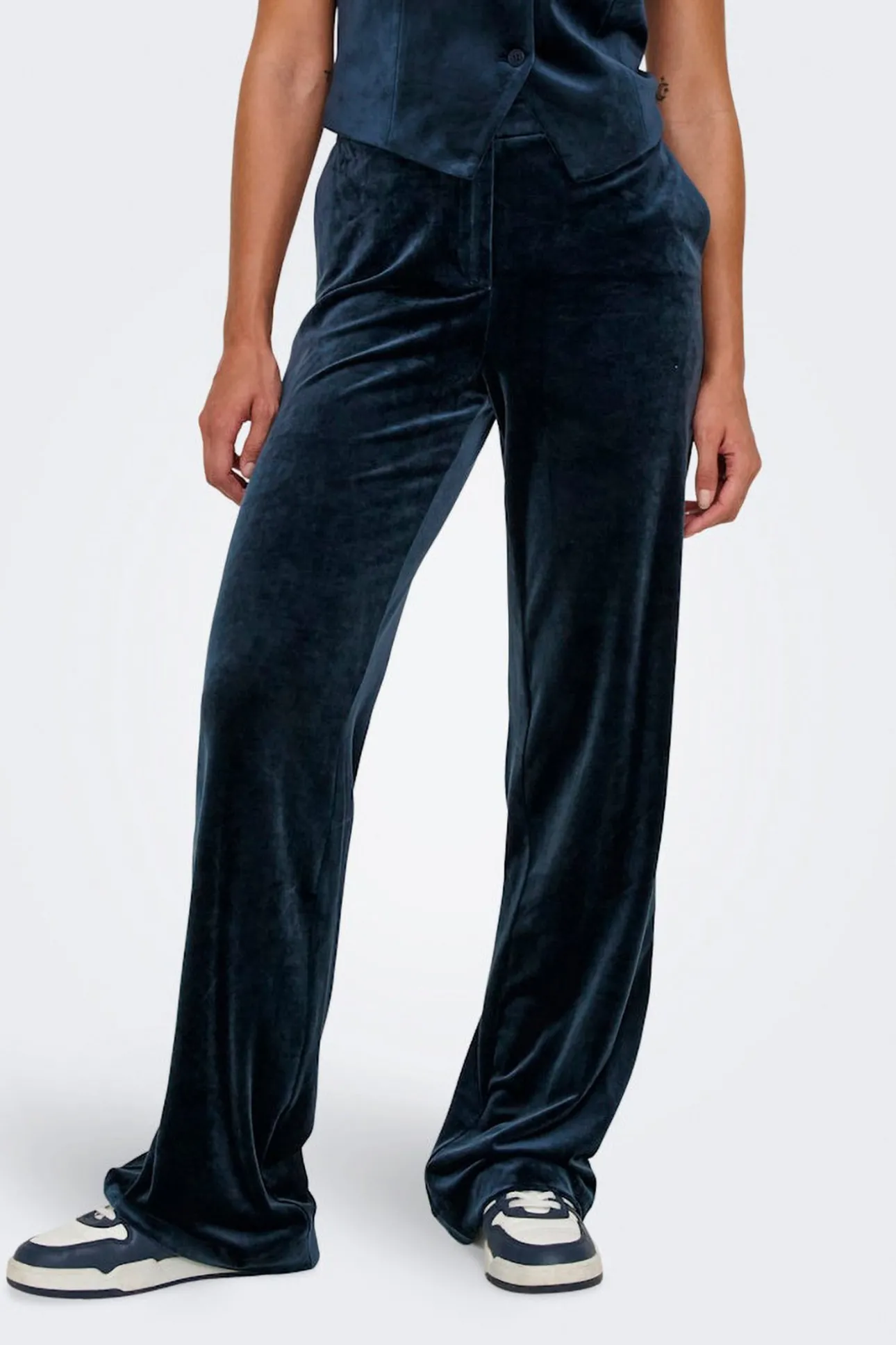 Pantalón recto de terciopelo