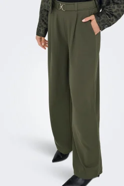 Pantal&oacute;n recto pinzas