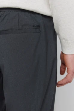 Pantal&oacute;n recto relaxed fit