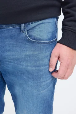 Pantal&oacute;n vaquero