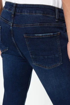 Pantal&oacute;n vaquero ajustado