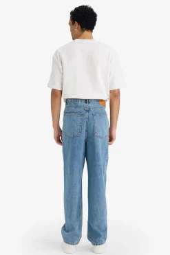 Pantal&oacute;n vaquero ancho