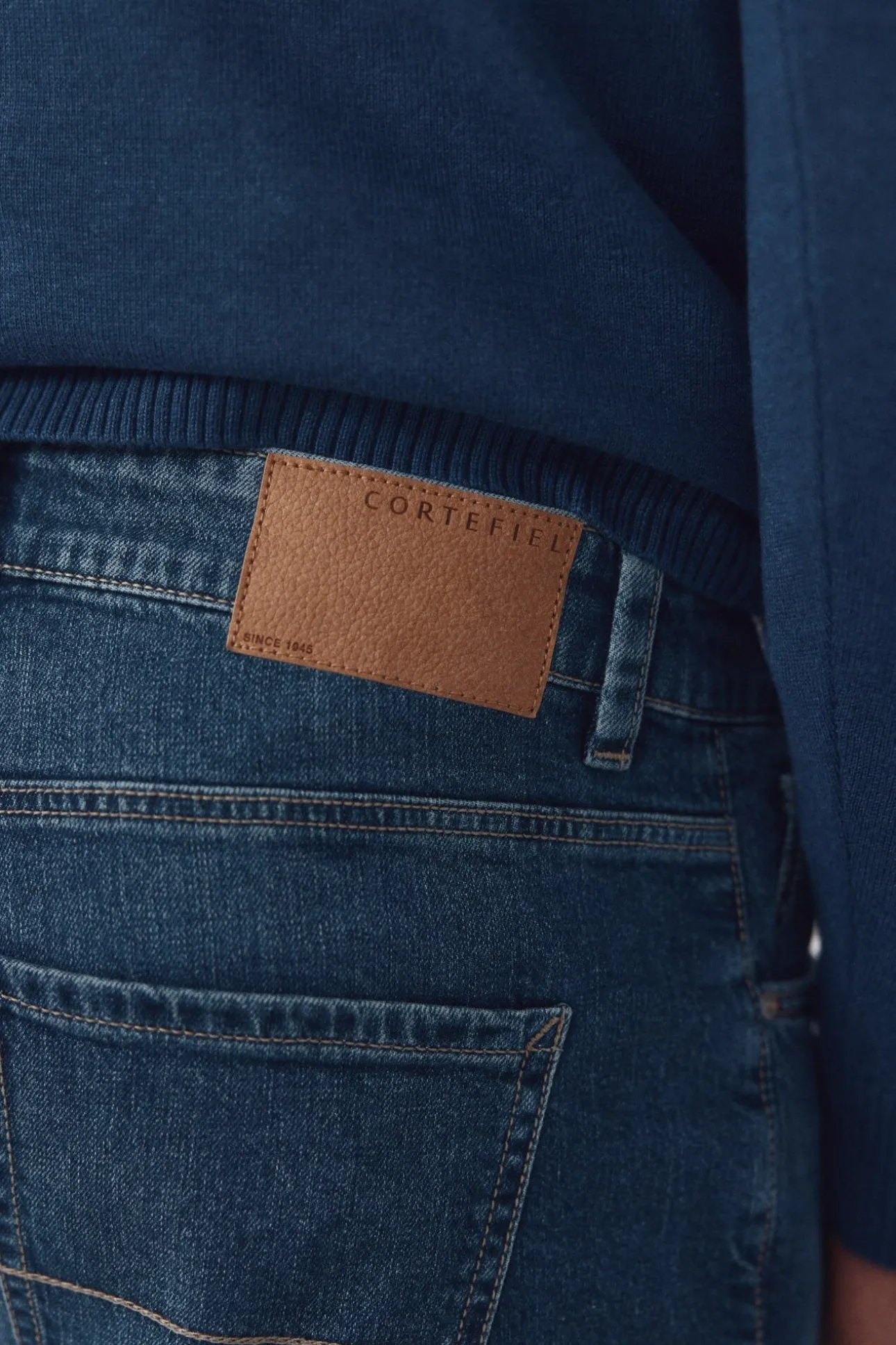 Pantalón vaquero ligero regular fit