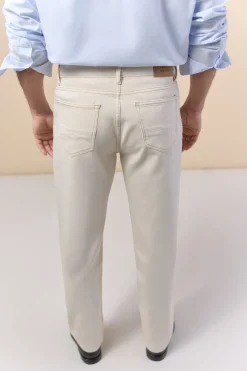 Pantal&oacute;n vaquero new straight fit