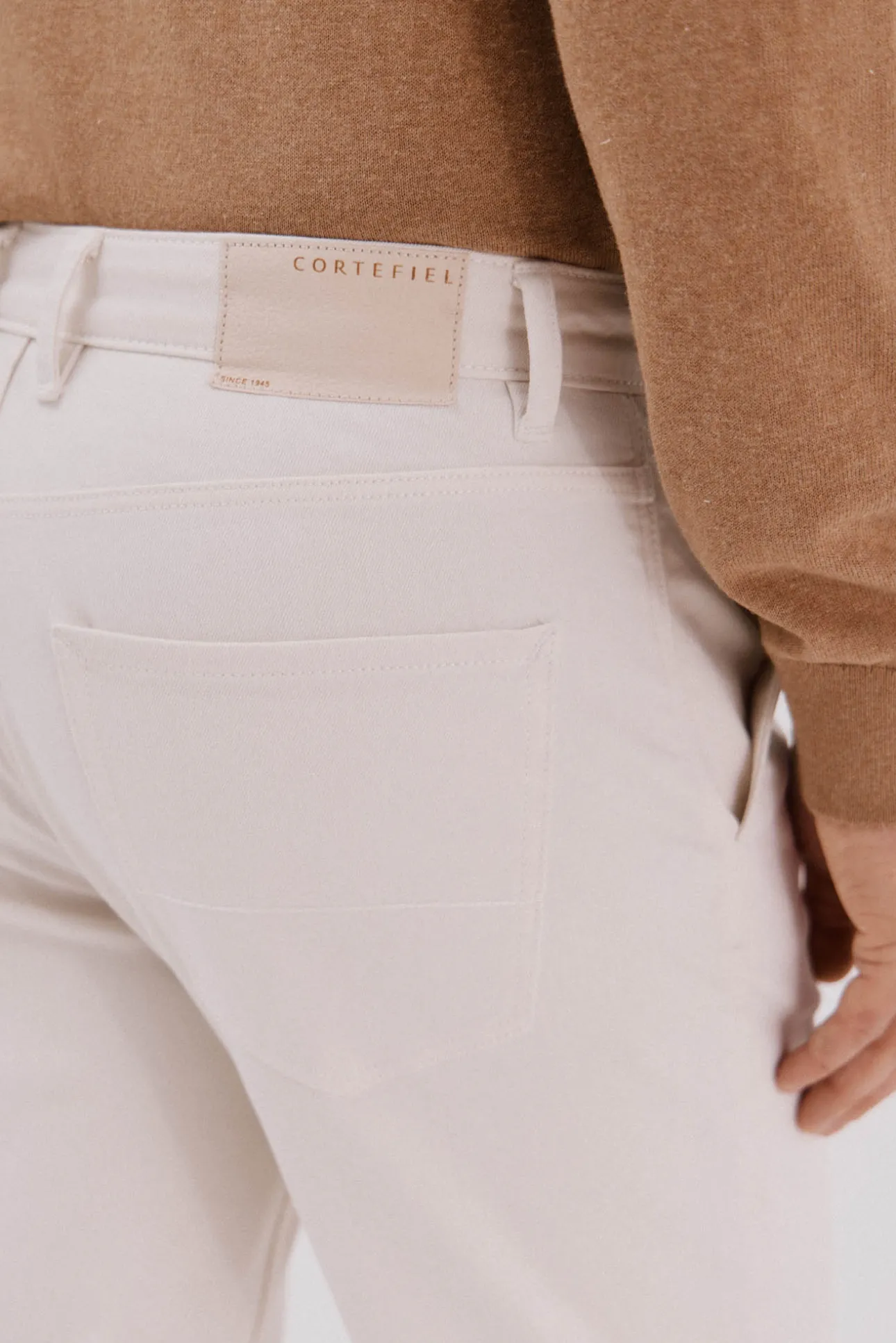 Pantalón vaquero tapered fit