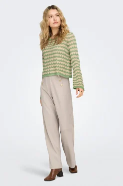 Pantal&oacute;n wide con botones