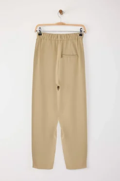 Pantalones corte carrot
