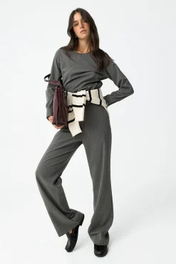 Pantalones Rectos a Rayas