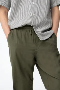 Pantalones relaxed fit