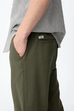 Pantalones relaxed fit