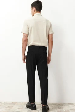 Pantalones tipo traje