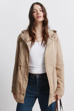 Parka capucha repelente al agua