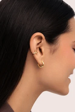 Pendiente Suelto Ear Cuff Triple Cross Ba&ntilde;o Oro
