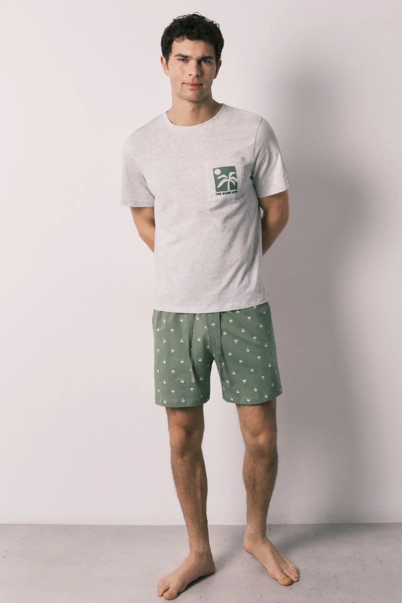 Pijama corto hombre algodón estampado palmeras