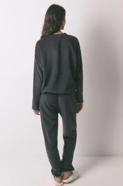 Pijama largo polar gris estampado Moomin