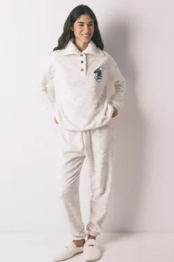 Pijama largo polar gris estampado nubes