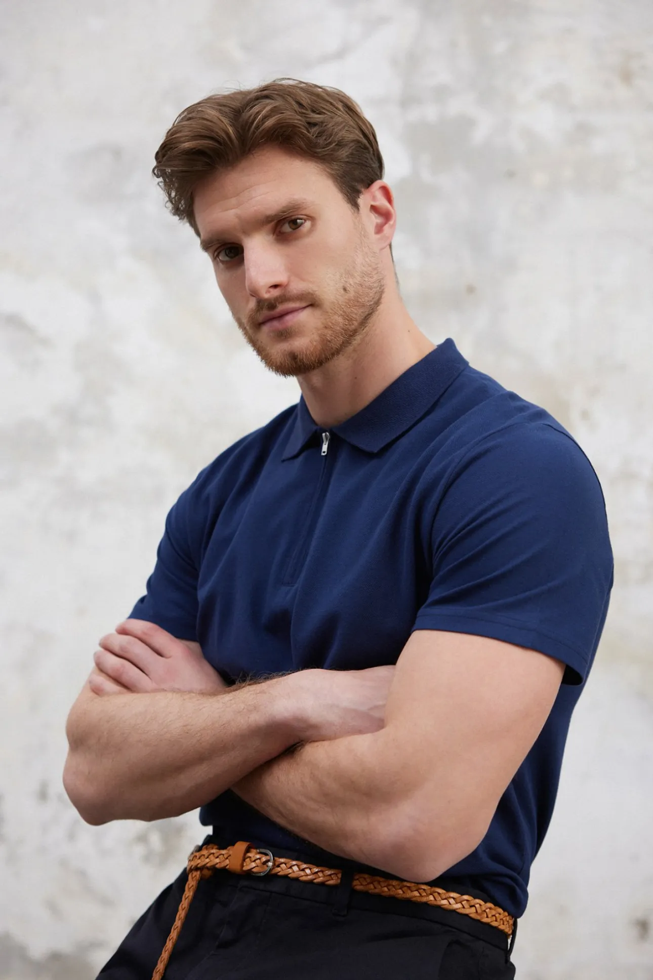 Polo de manga corta y cremallera