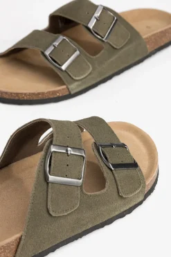 Sandalia con hebillas