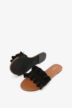 Sandalia plana tipo pala