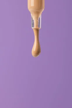 S&eacute;rum con color y protecci&oacute;n SPF 30