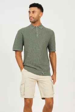 Short cargo con siete bolsillos