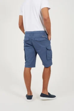Short cargo con siete bolsillos